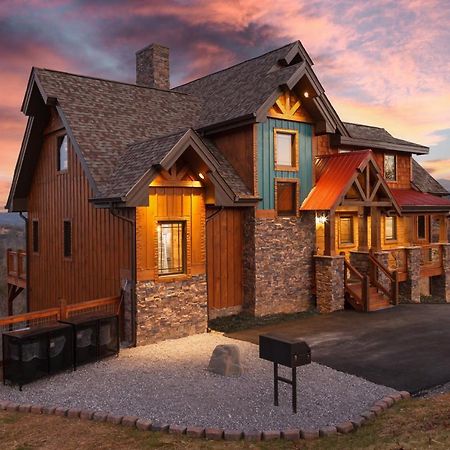 Splash Mountain Pool Hot Tub Theater Game Room Sevierville Exterior photo