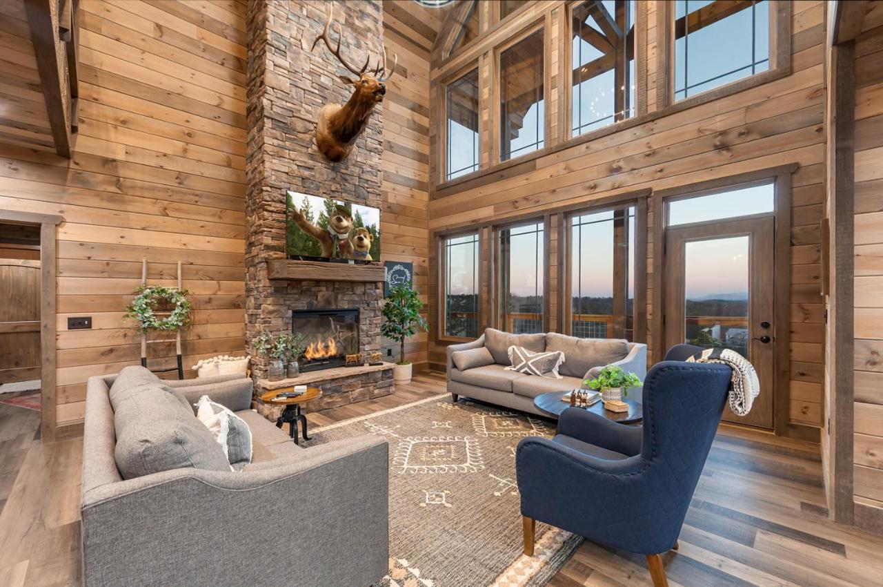 Splash Mountain Pool Hot Tub Theater Game Room Sevierville Exterior photo